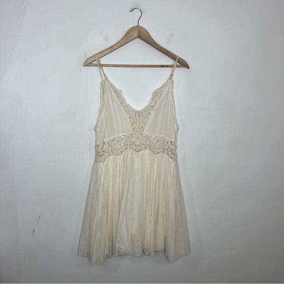 FREE PEOPLE Ilektra Lace Inset Cotton Chemise Mini Slip Dress Size Medium - Picture 6 of 15